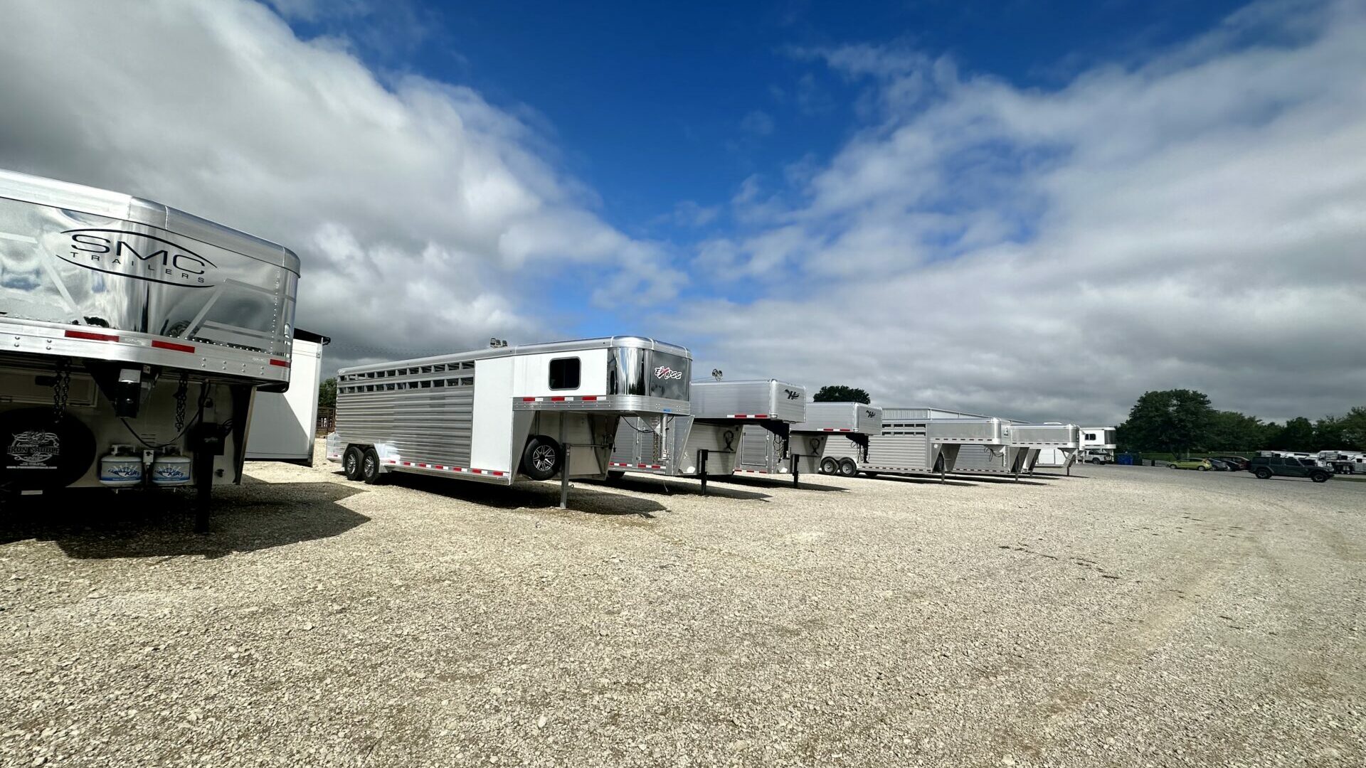 Iron Saddle Ranch In Stock Stock Trailers